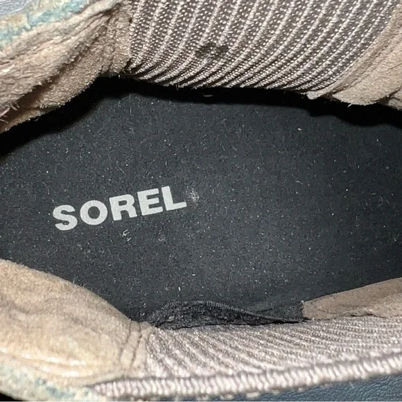 Sorel Joan of Arctic II Chelsea Booties. 8.5 - Picture 5 of 7